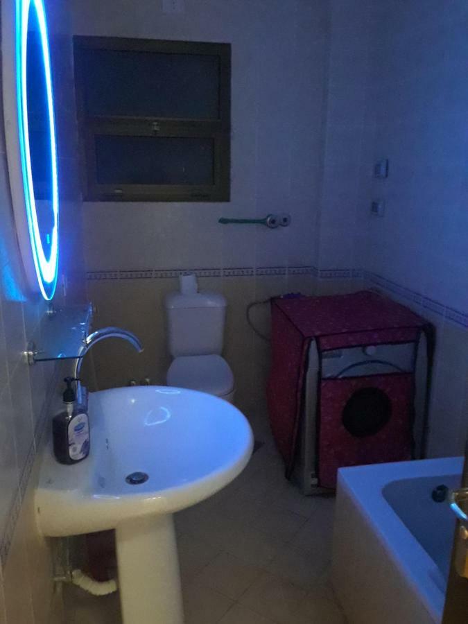 Cheerful Oasis: Fully Equipped Apartment in Rehab City Cairo Exterior photo